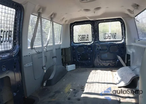 2004 Ford E-350 Super Duty Chateau/Xl/Xlt z USA, uszkodzony, nr VIN 1FMNE31L64HA11105